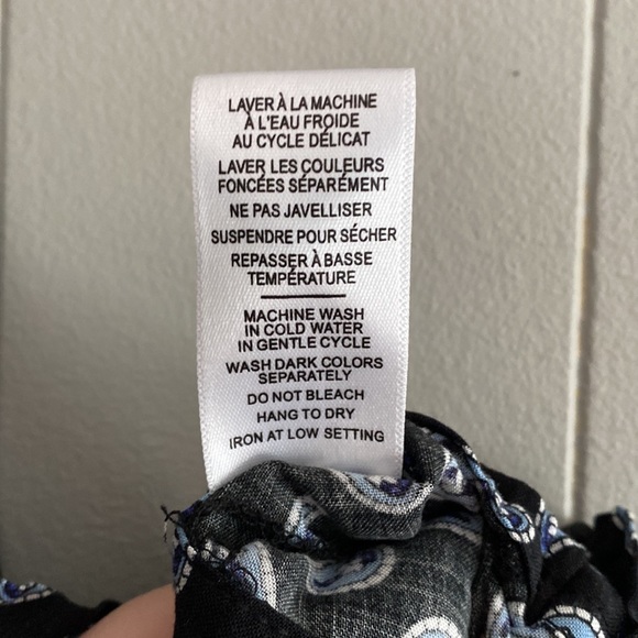 Chic by Jacob NWOT patterned shorts size M - Picture 9 of 9